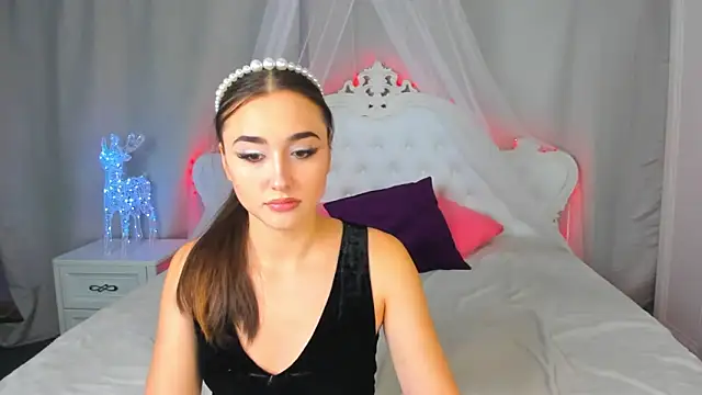 EvaLil online show from 12.30.24