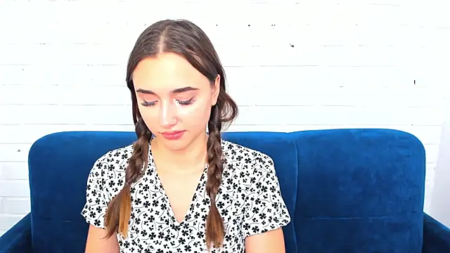 EvaLil online show from 01.05.25