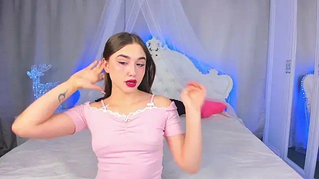 EvaLil online show from 02.18.25