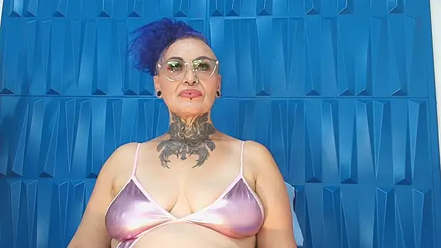 SandyyRose online show from 02.12.25