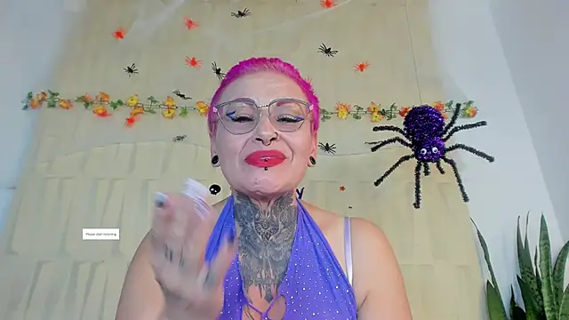 SandyyRose online show from 10.18.25