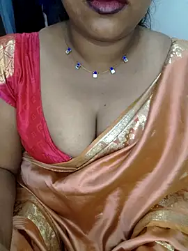 Snapshot of Sexy_Ammu_Telugu chatting on 10.25.25 Sexy Ammu Telugu online show from 10.25.25