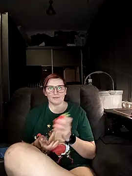 Snapshot of Marie1992PL chatting on 02.07.25 Marie1992PL online show from 02.07.25