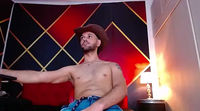 CindyandCarlo online show from 12.26.24