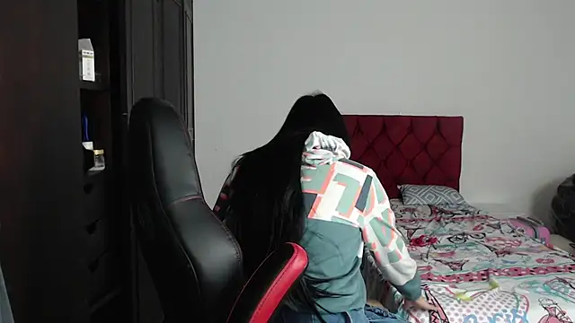 Snapshot of kayla_k18 chatting on 02.02.25 kayla k18 online show from 02.02.25