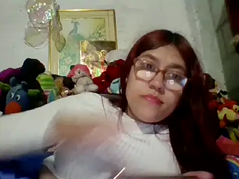 dafne19  online show from 12.28.24
