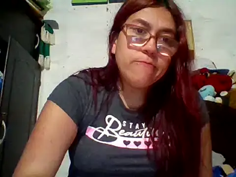 dafne19  online show from 12.30.24