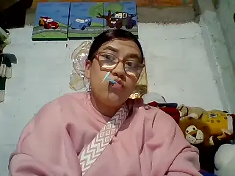 dafne19  online show from 01.05.25