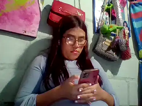 dafne19  online show from 01.13.25
