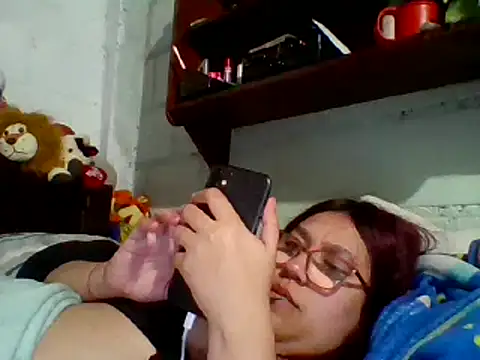 dafne19  online show from 02.01.25
