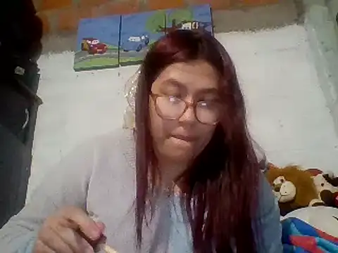 dafne19  online show from 02.02.25