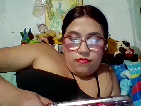 dafne19  online show from 02.18.25