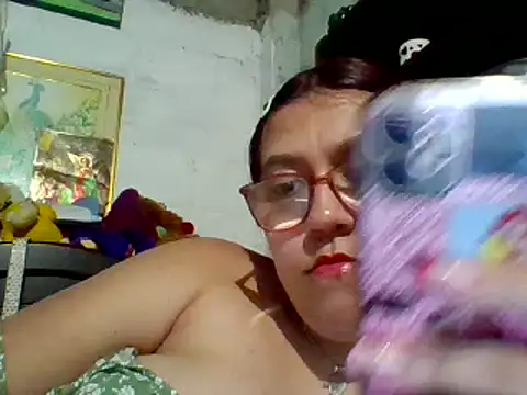 dafne19  online show from 02.21.25