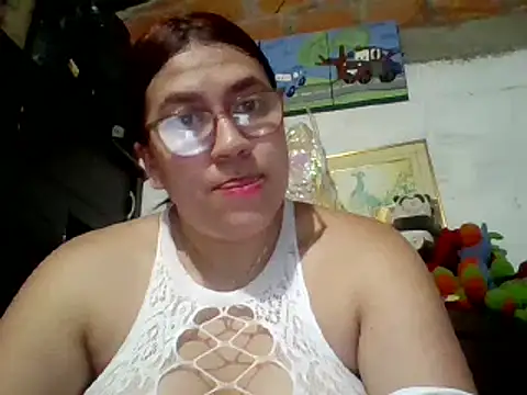 dafne19  online show from 03.14.25