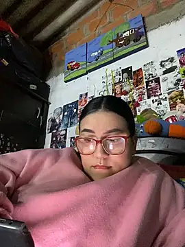 dafne19  online show from 10.25.25