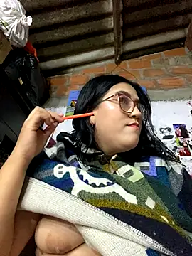 dafne19  online show from 11.24.25