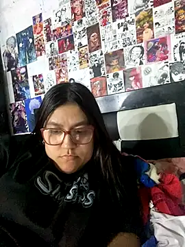 dafne19  online show from 12.14.25