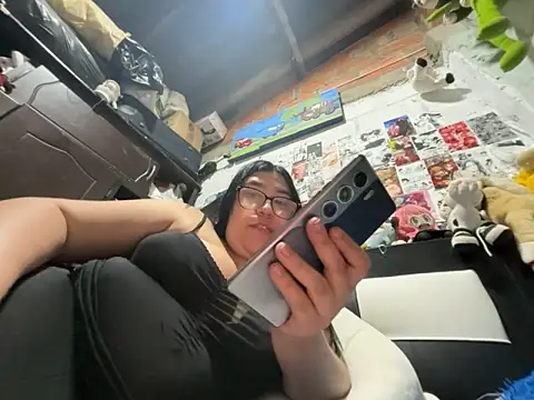 dafne19  online show from 03.22.26