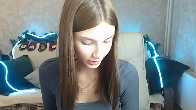 Snapshot of AnaHoney chatting on 12.03.24 AnaHoney online show from 12.03.24