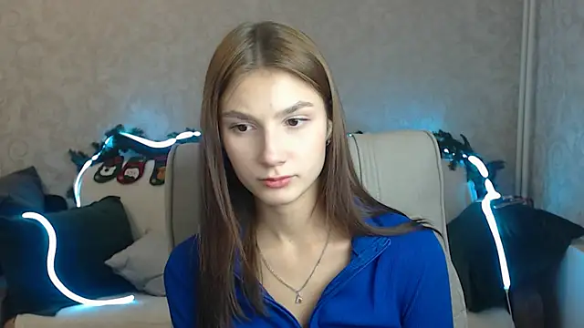 Snapshot of AnaHoney chatting on 12.05.24 AnaHoney online show from 12.05.24