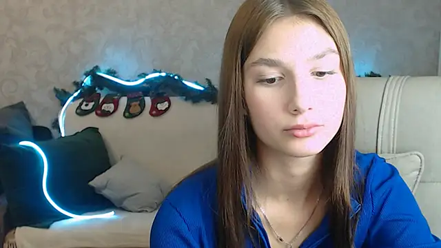 Snapshot of AnaHoney chatting on 12.05.24 AnaHoney online show from 12.05.24