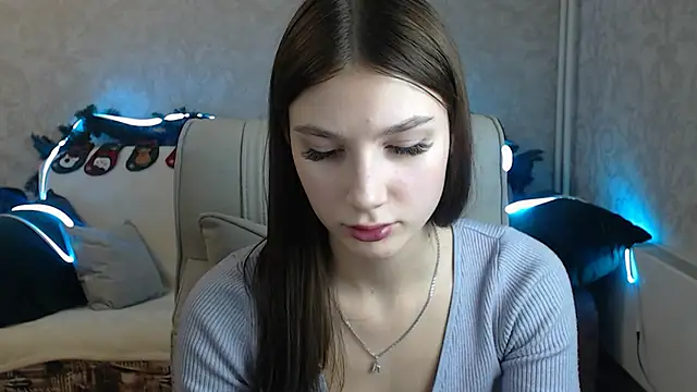 Snapshot of AnaHoney chatting on 01.21.25 AnaHoney online show from 01.21.25