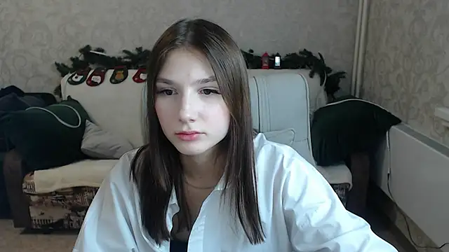 Snapshot of AnaHoney chatting on 01.25.25 AnaHoney online show from 01.25.25