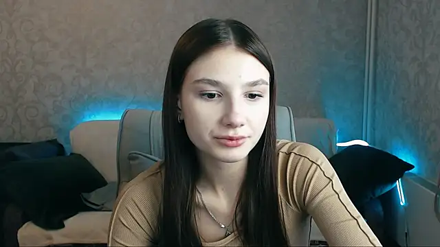 Snapshot of AnaHoney chatting on 02.07.25 AnaHoney online show from 02.07.25