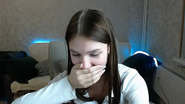 Snapshot of AnaHoney chatting on 03.04.25 AnaHoney online show from 03.04.25
