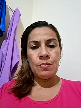 Snapshot of Zaralu_ chatting on 03.07.25 Zaralu online show from 03.07.25