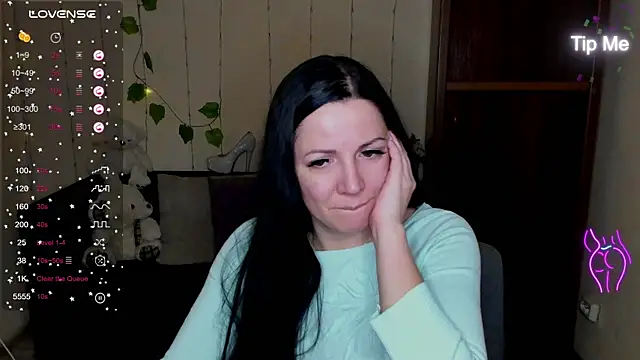 Snapshot of Alika_lorens_talk chatting on 12.28.24 Alika lorens talk online show from 12.28.24
