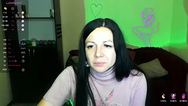 Snapshot of Alika_lorens_talk chatting on 01.03.25 Alika lorens talk online show from 01.03.25