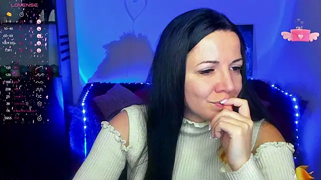 Snapshot of Alika_lorens_talk chatting on 01.13.25 Alika lorens talk online show from 01.13.25