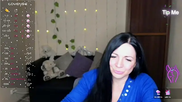 Snapshot of Alika_lorens_talk chatting on 01.22.25 Alika lorens talk online show from 01.22.25