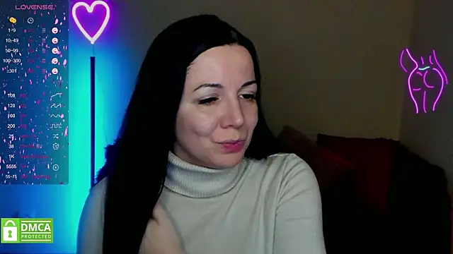 Snapshot of Alika_lorens_talk chatting on 02.04.25 Alika lorens talk online show from 02.04.25