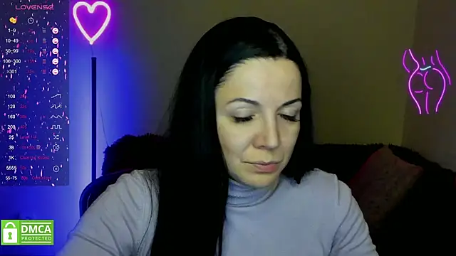 Snapshot of Alika_lorens_talk chatting on 02.05.25 Alika lorens talk online show from 02.05.25