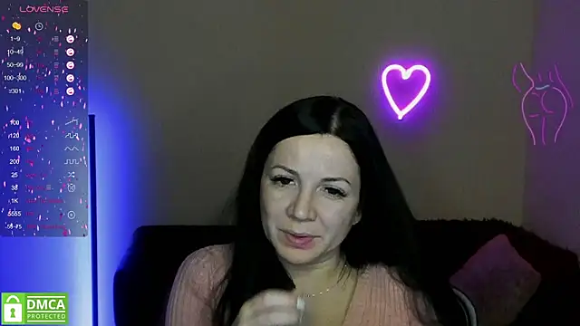 Snapshot of Alika_lorens_talk chatting on 03.05.25 Alika lorens talk online show from 03.05.25
