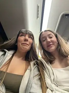 Snapshot of Sophie_Avory chatting on 02.04.26 Sophie Avory online show from 02.04.26