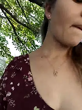 Snapshot of astiSWEET chatting on 09.20.25 astiSWEET online show from 09.20.25