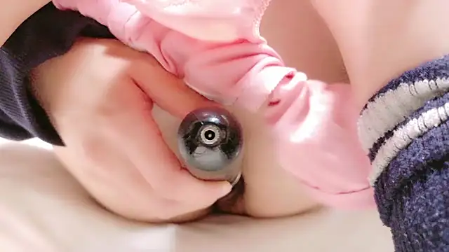 Snapshot of yukinA_xoxo chatting on 02.10.25 yukinA xoxo online show from 02.10.25