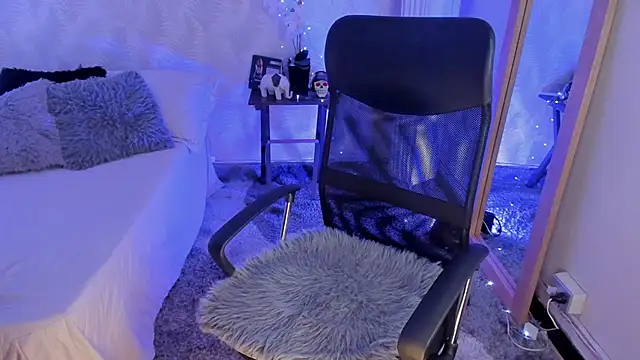 CyntiaAdams online show from 03.07.25