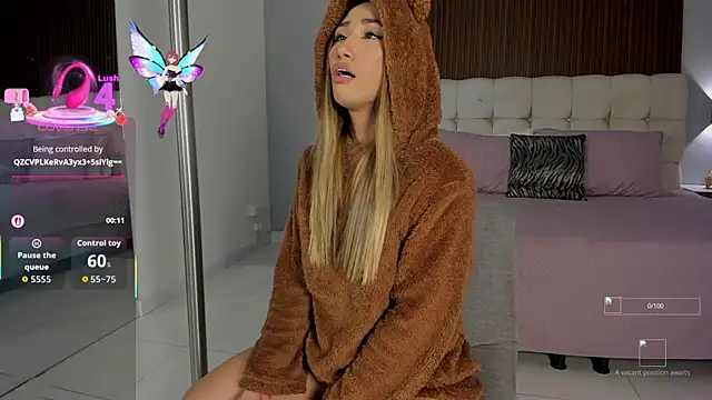 Emma23   online show from 10.12.25