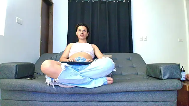 Snapshot of MissPrestige chatting on 06.17.26 MissPrestige online show from 06.17.26