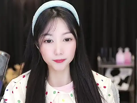 Nuyoah-77 online show from 12.04.24