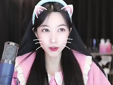 Nuyoah-77 online show from 12.30.24