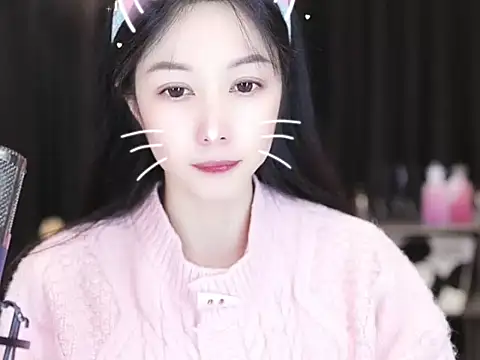 Nuyoah-77 online show from 12.31.24