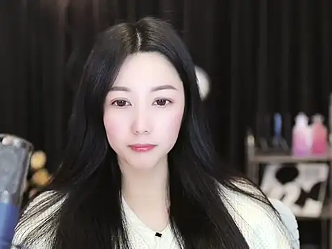 Nuyoah-77 online show from 01.02.25