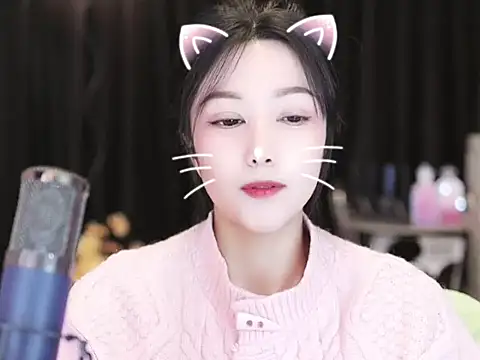 Nuyoah-77 online show from 01.06.25