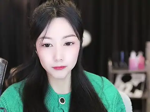 Nuyoah-77 online show from 01.08.25