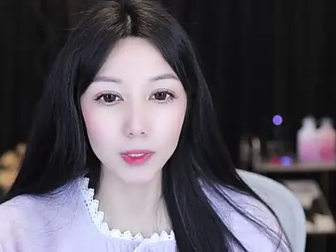 Nuyoah-77 online show from 01.17.26